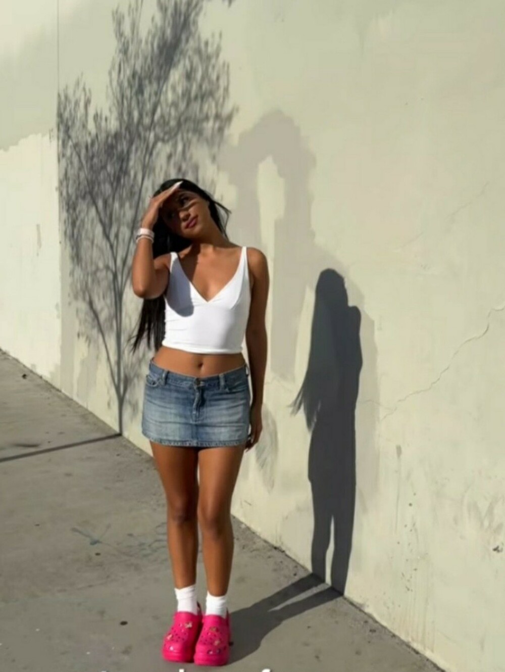 Crocs Classic Crush Clog Hot Pink NWT 10 Lightweight Comfort Shoes | Barbiecore - Picture 15 of 16